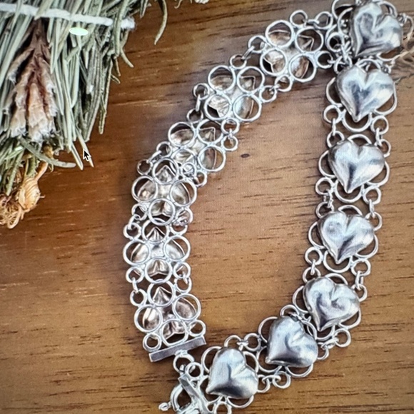 Sterling Silver 925 Chain Link Hearts Bracelet - Picture 1 of 7